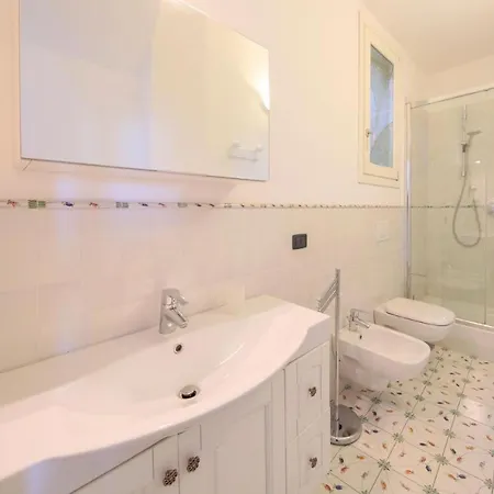 Bilocale Anna Apartment *